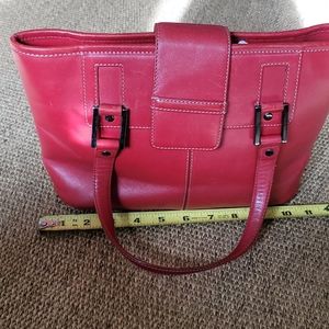 Classiques Entier lipstick red purse